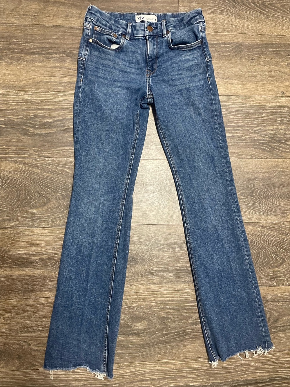 Zara bootcut denim blue jeans featuring a raw, fringed hem distressed country 5